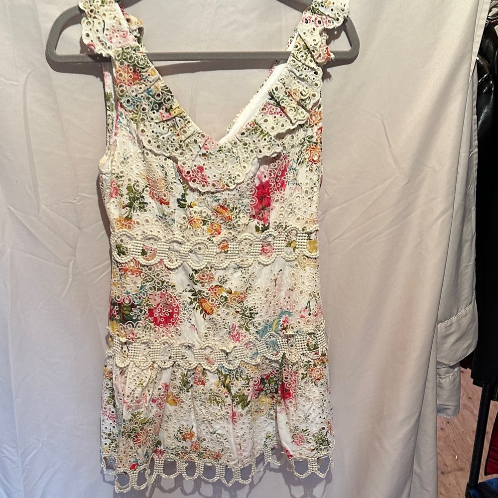 Floral Lace Sleeveless Top